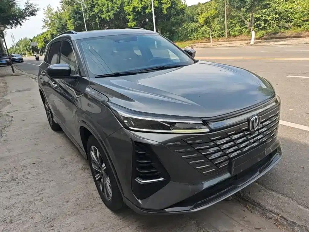 Changan CS75PLUS 2024 Model, Third Generation, Champion Edition, 1.5T Intelligent Driving and Sporty Type — миниатюра 4