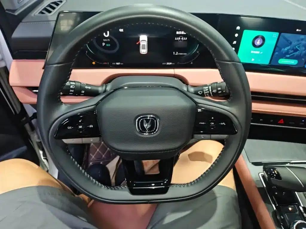 Changan CS75PLUS 2024 Model, Third Generation, Champion Edition, 2.0T Intelligent Driving Powerful Model — миниатюра 11