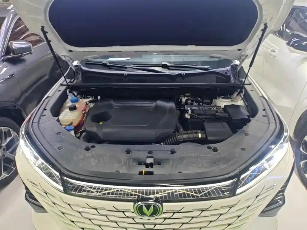Changan CS75PLUS 2024 Model, Third Generation, Champion Edition, 2.0T Intelligent Driving Powerful Model — миниатюра 20