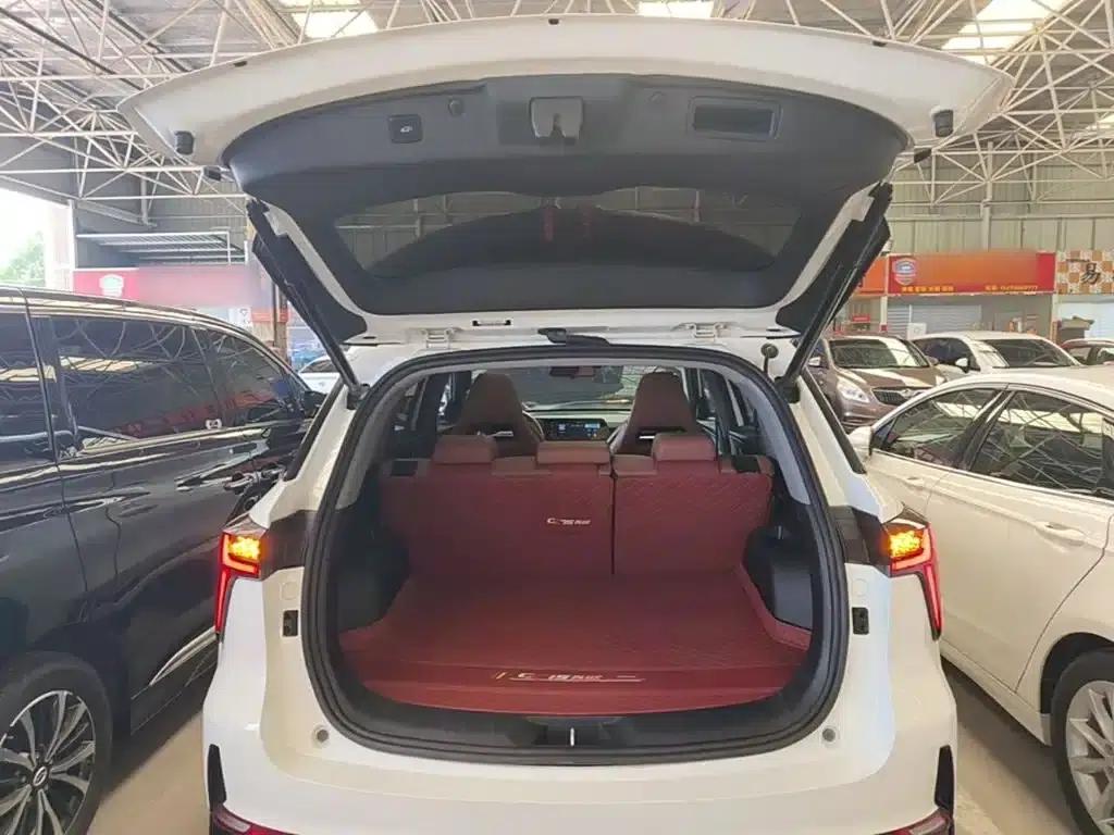 Changan CS75PLUS 2023 Model, Third Generation, 2.0T Automatic Premium Edition — миниатюра 19