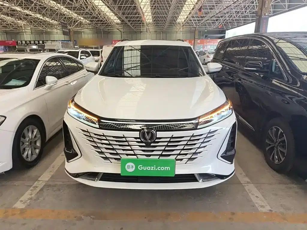 Changan CS75PLUS 2023 Model, Third Generation, 2.0T Automatic Premium Edition — миниатюра 3