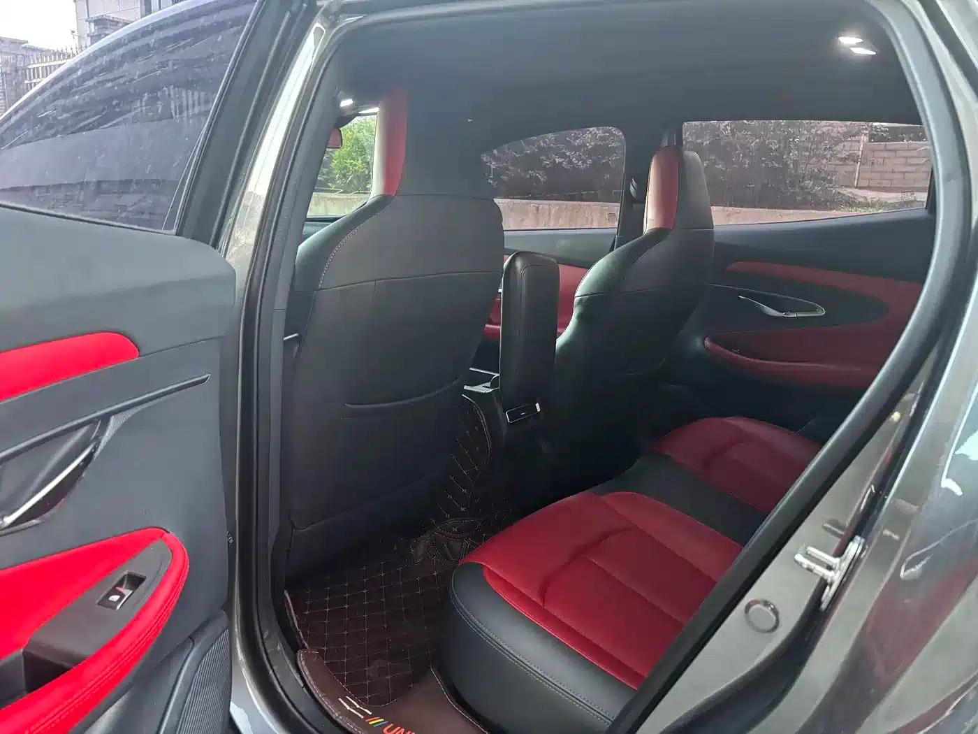 Changan UNI-T 2020 1.5T Premium Edition — миниатюра 6