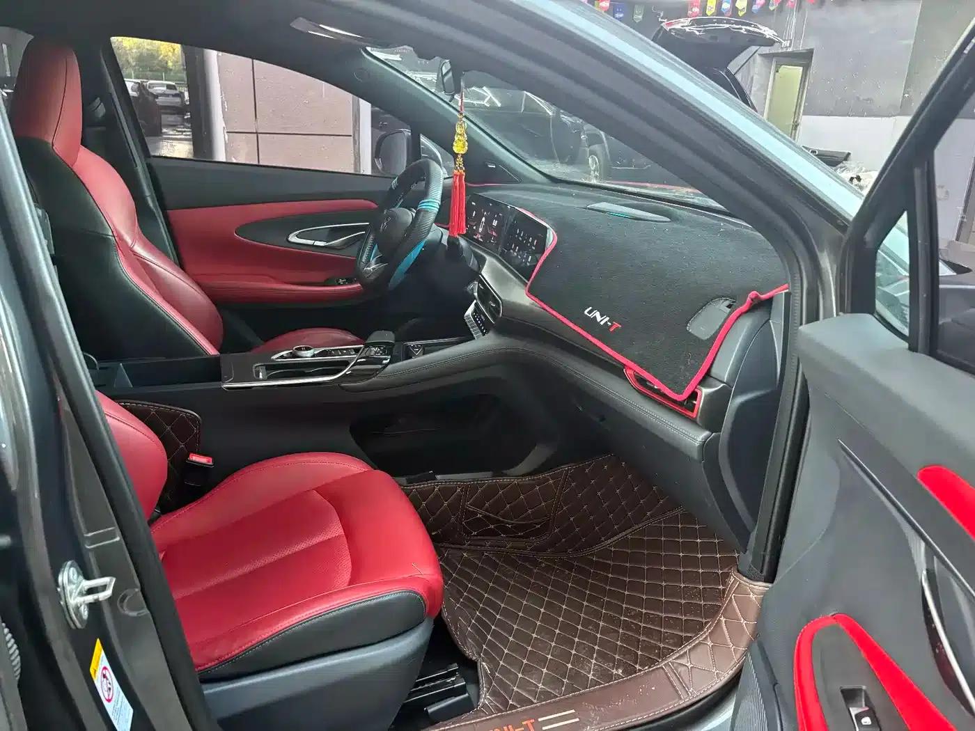 Changan UNI-T 2020 1.5T Premium Edition — миниатюра 7