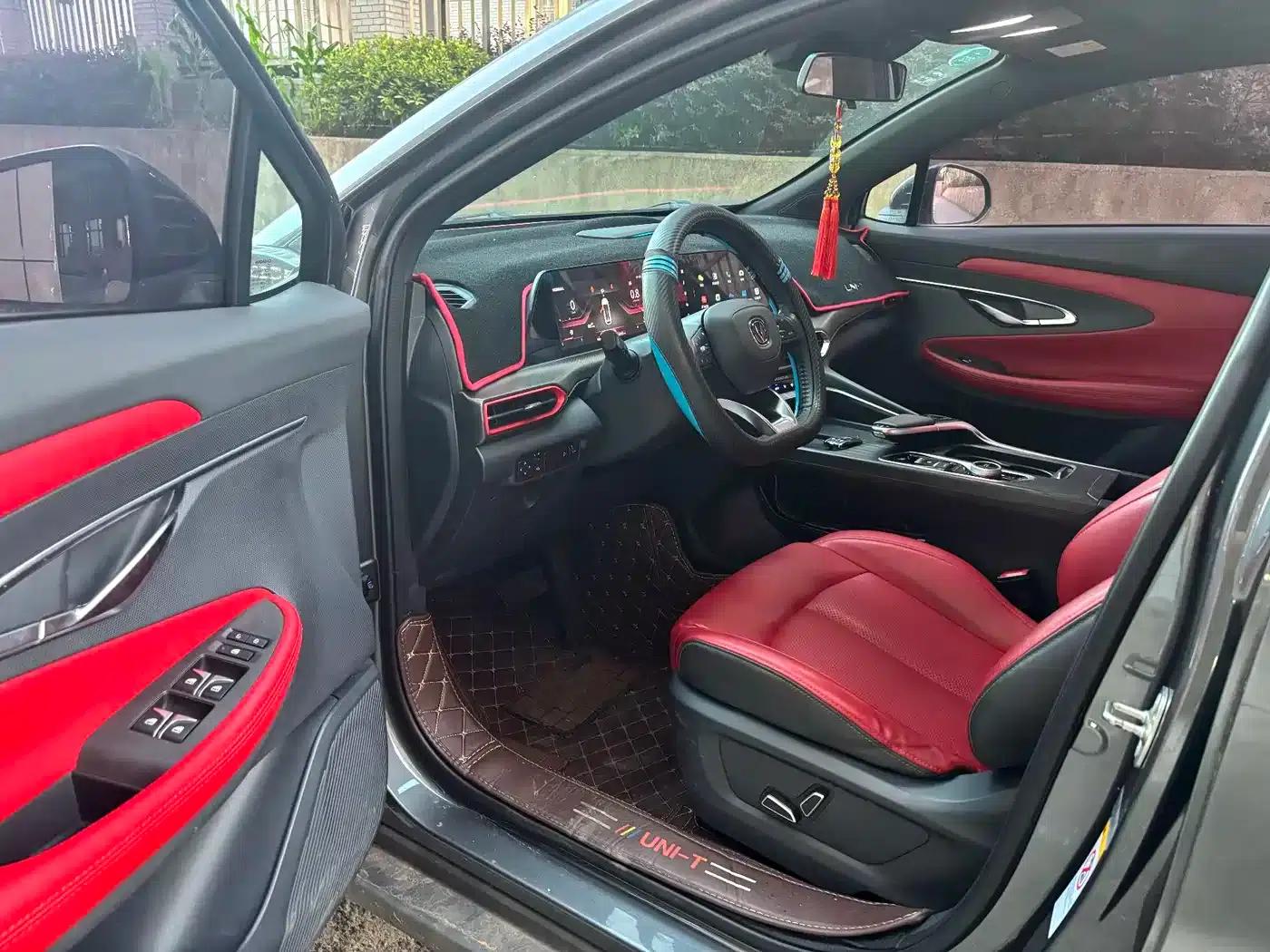 Changan UNI-T 2020 1.5T Premium Edition — миниатюра 9