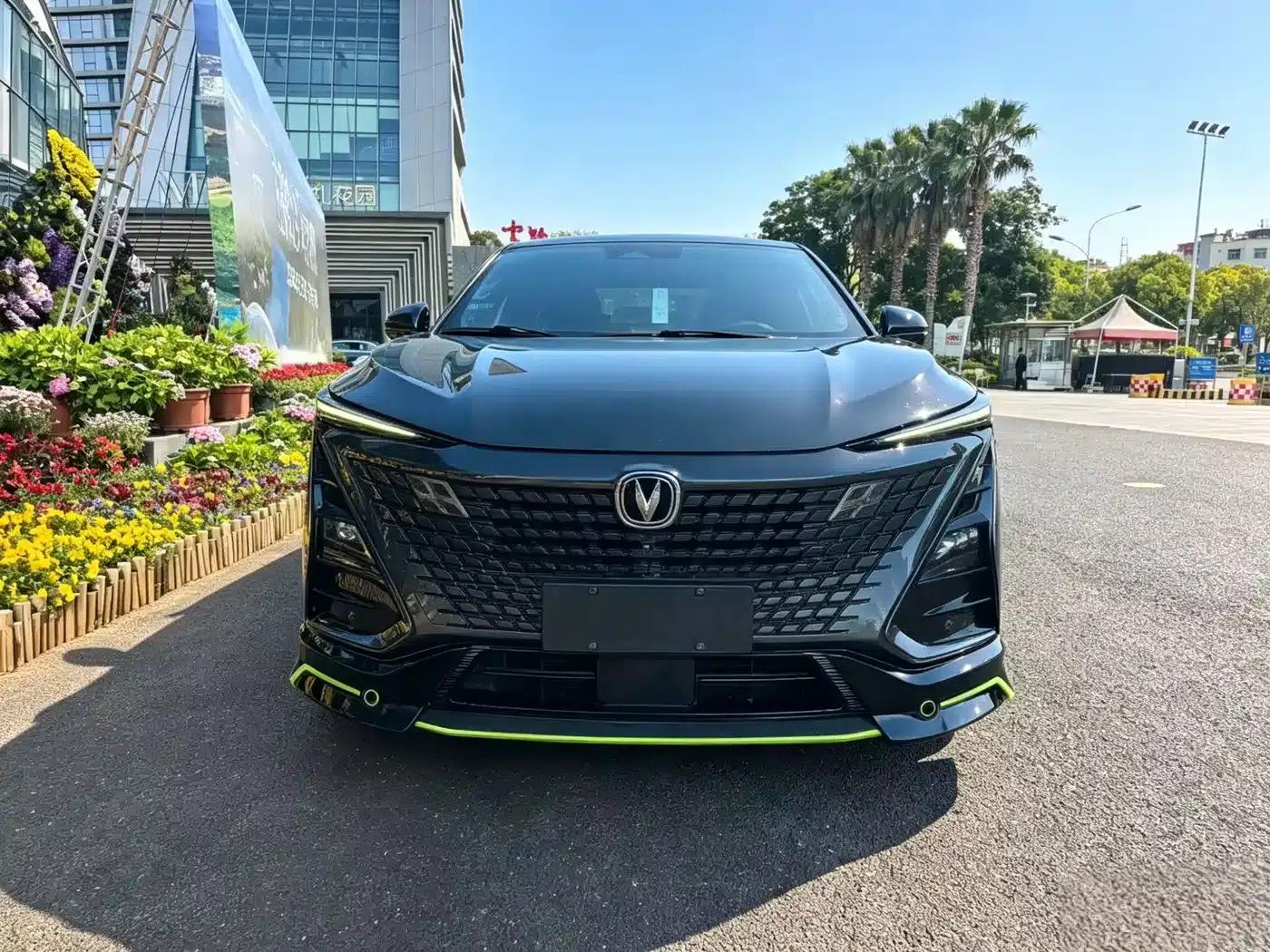 Changan UNI-T 2022 1.5T Sport Flagship Edition — миниатюра 2
