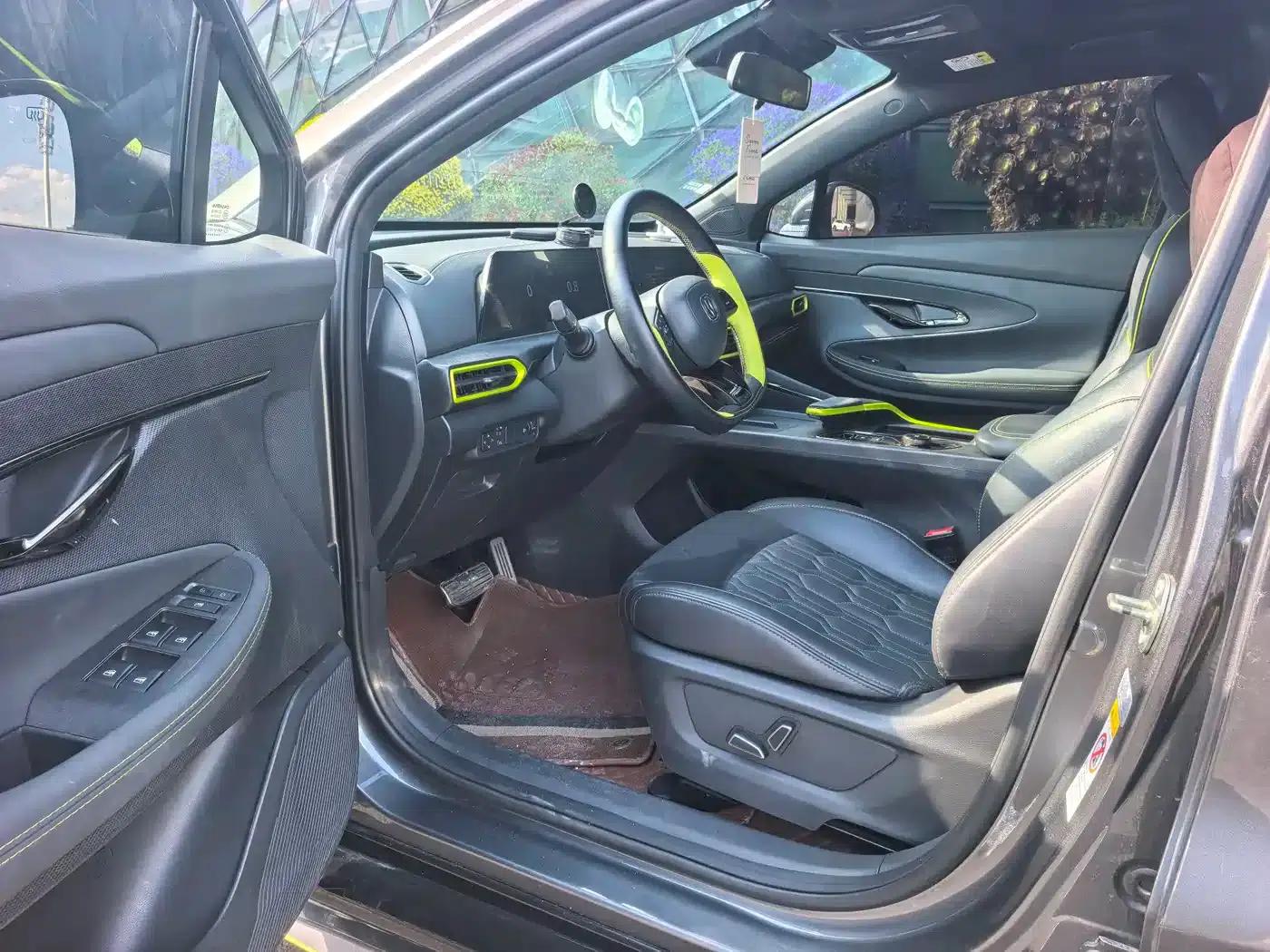 Changan UNI-T 2022 1.5T Sport Flagship Edition — миниатюра 4