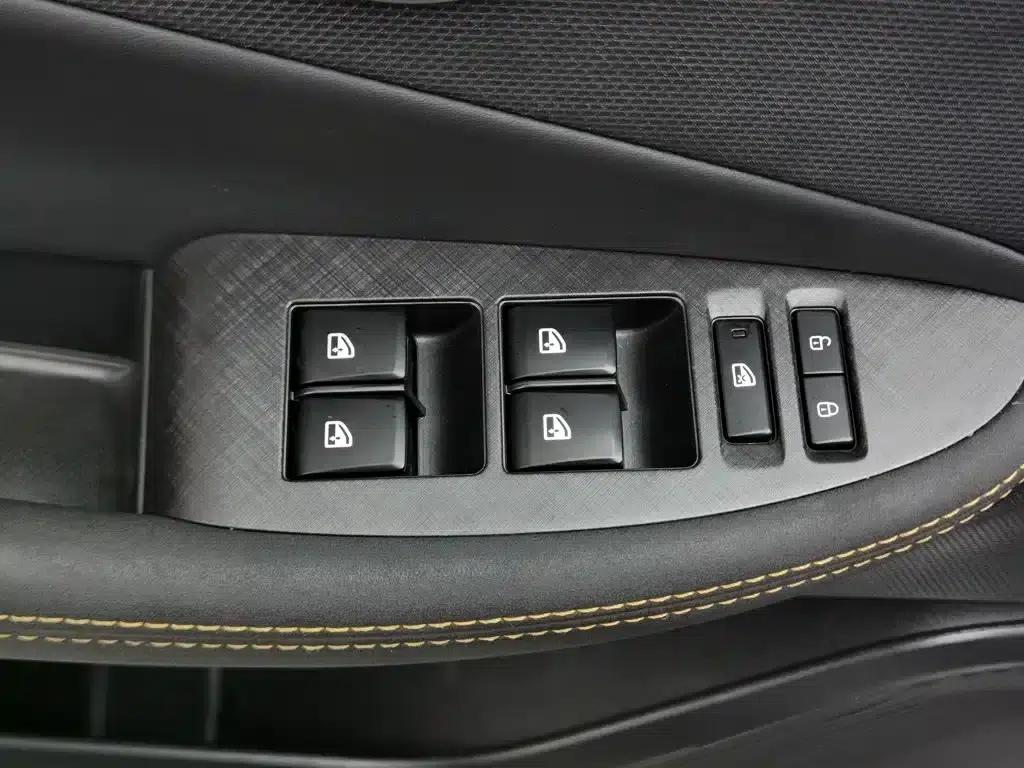Changan UNI-T 2022 1.5T Sport Premium Edition — миниатюра 9