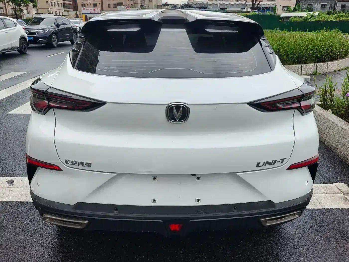 Changan UNI-T 2022 1.5T Premium Edition — миниатюра 11