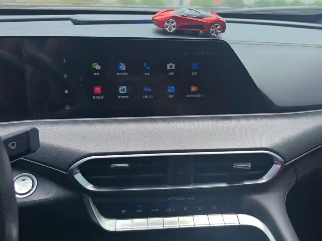 Changan UNI-T 2020 1.5T Premium Edition — миниатюра 13