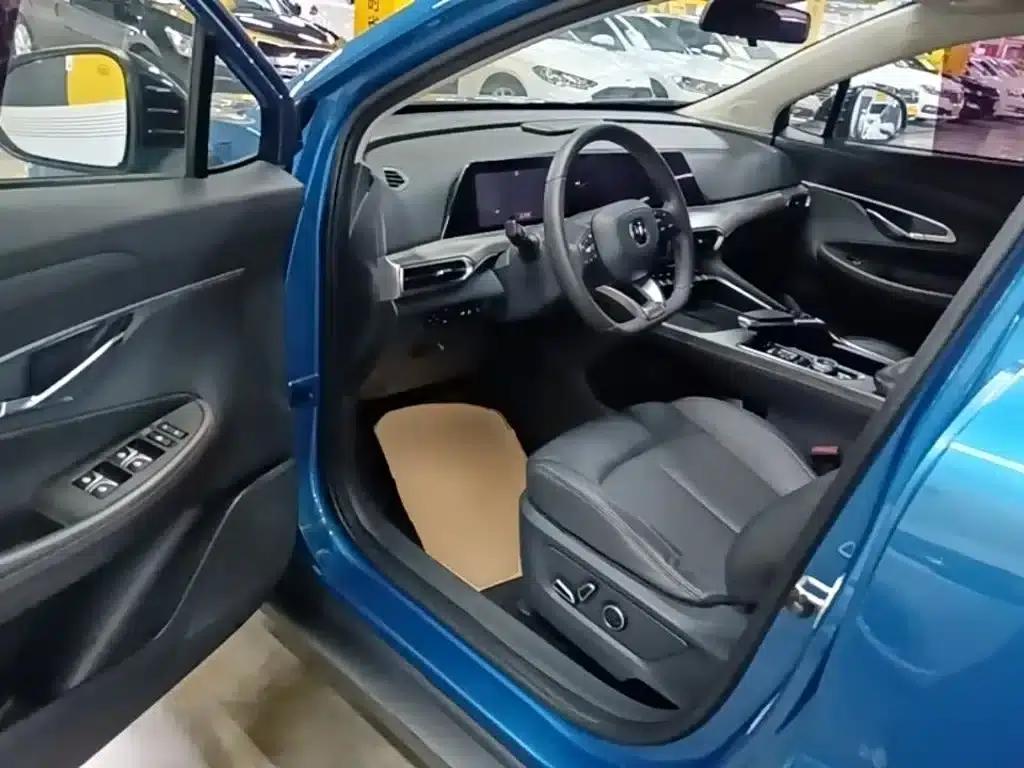 Changan UNI-T 2020 1.5T Flagship Edition — миниатюра 16