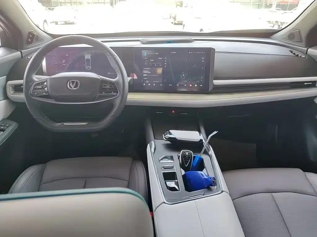 Changan UNI-T 2023 Second Generation 1.5T Premium Edition — миниатюра 10