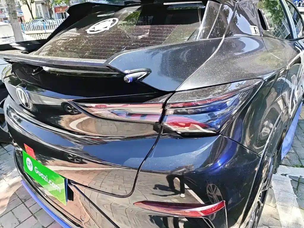 Changan UNI-T 2023 Second Generation 1.5T Sport Premium Edition — миниатюра 8