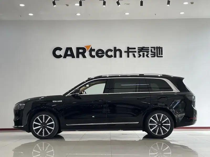 Wenjie M9 2024 Ultra Range Extended 6-Seater — миниатюра 4