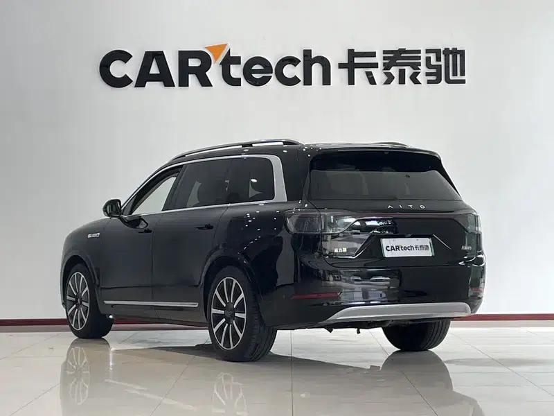 Wenjie M9 2024 Ultra Range Extended 6-Seater — миниатюра 5