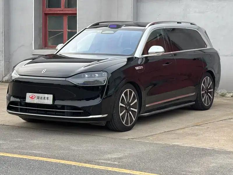 Wenjie M9 2024 Ultra Range Extended 6-Seater — миниатюра 1