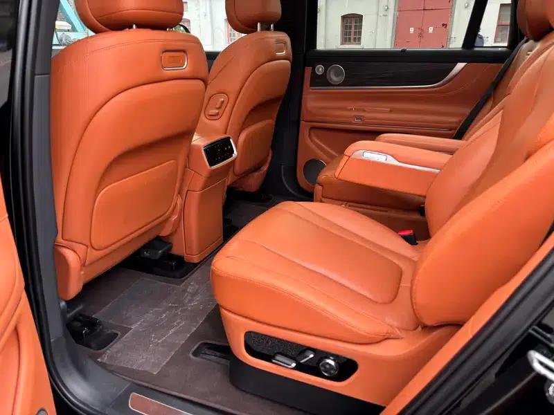 Wenjie M9 2024 Ultra Range Extended 6-Seater — миниатюра 9