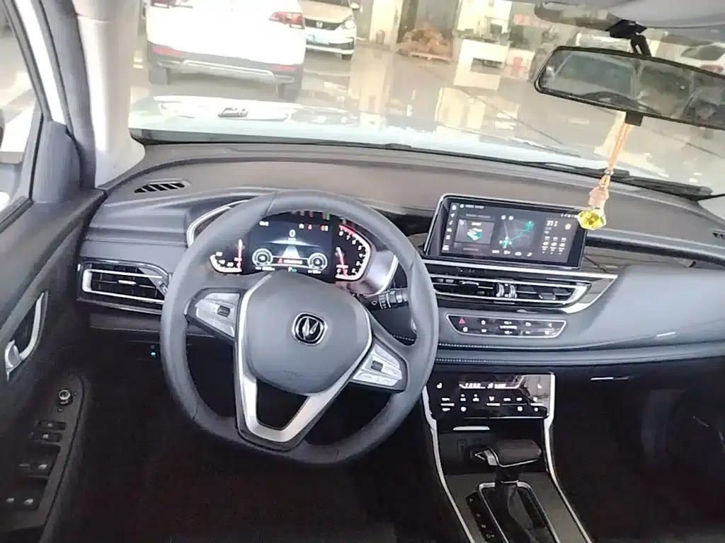 Changan CS75 2022 Blue Whale Edition 1.5T DCT Premium — миниатюра 11