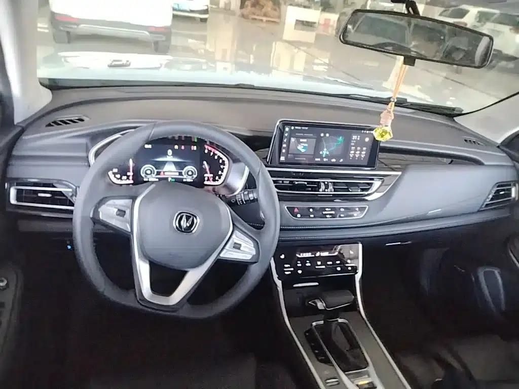Changan CS75 2022 Blue Whale Edition 1.5T DCT Premium — миниатюра 10