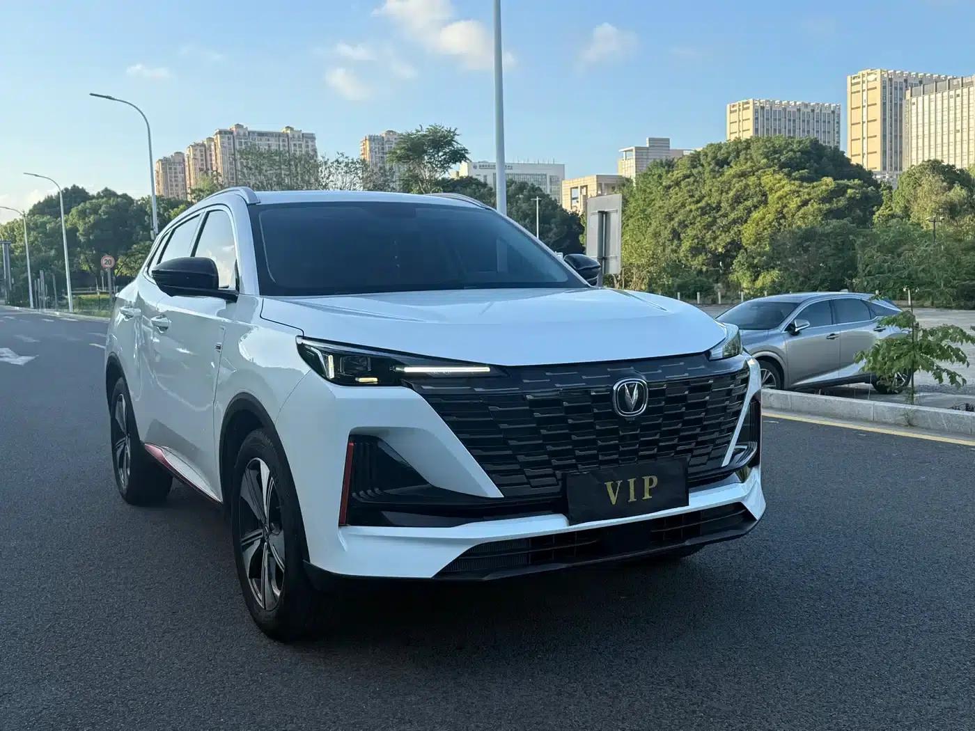 Changan CS55PLUS 2022 Second Generation 1.5T DCT Luxury Edition — миниатюра 3