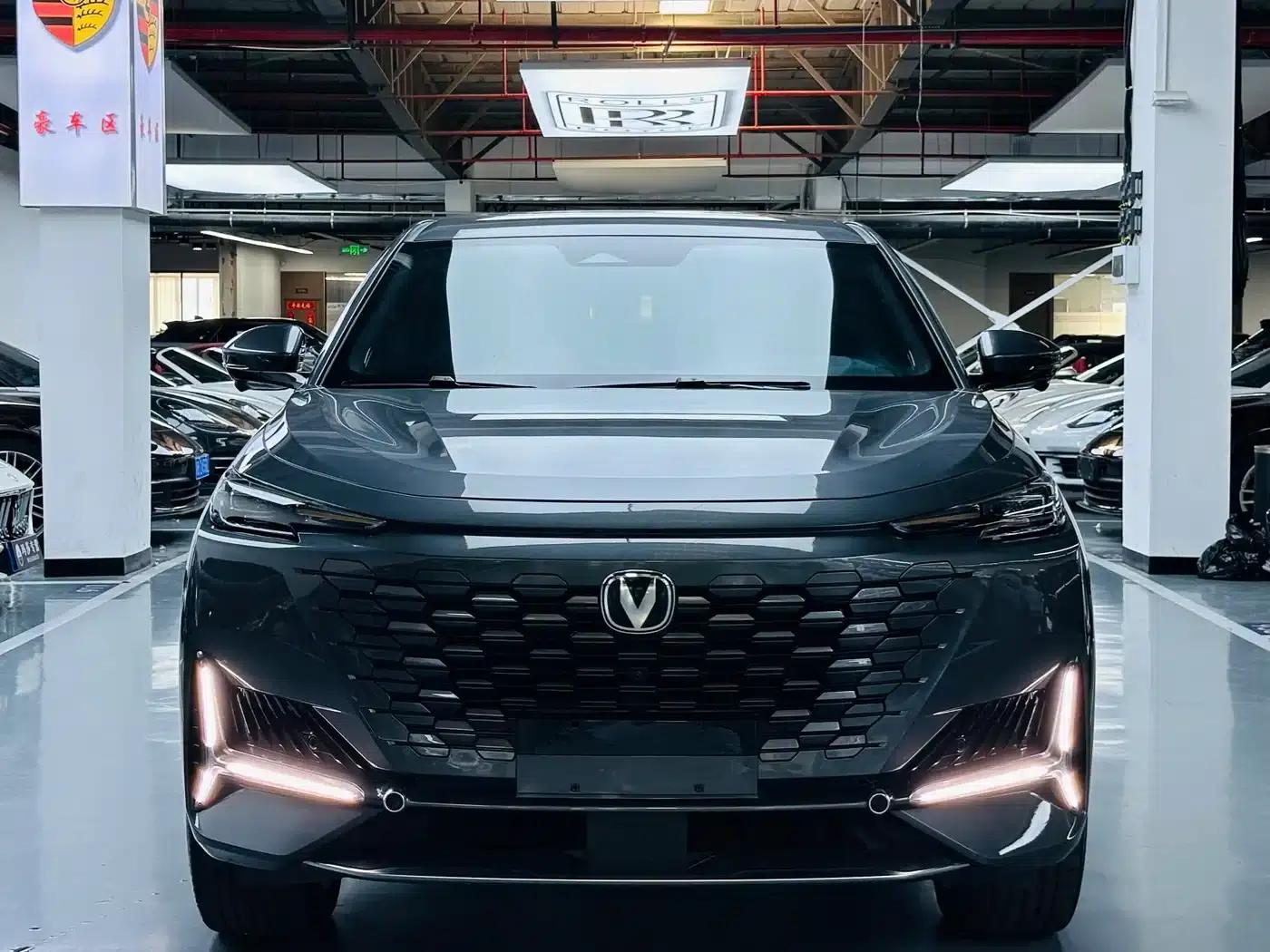 Changan UNI-K 2024 2.0T 2WD Global Edition — миниатюра 2
