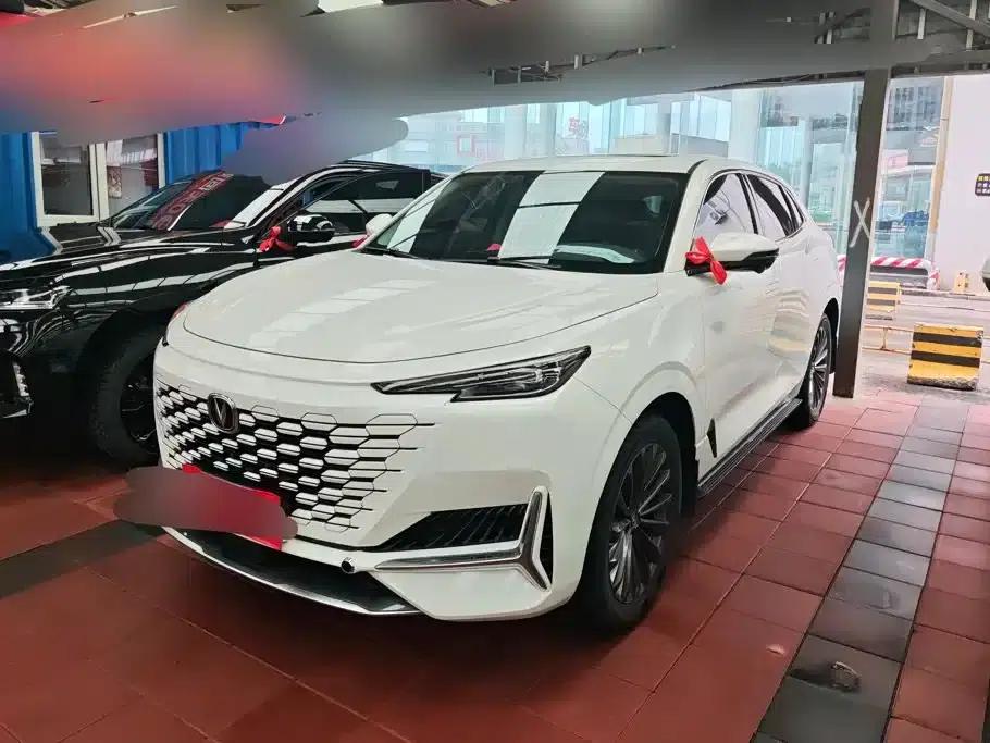 Changan UNI-K 2021 2.0T Luxury Edition — миниатюра 1