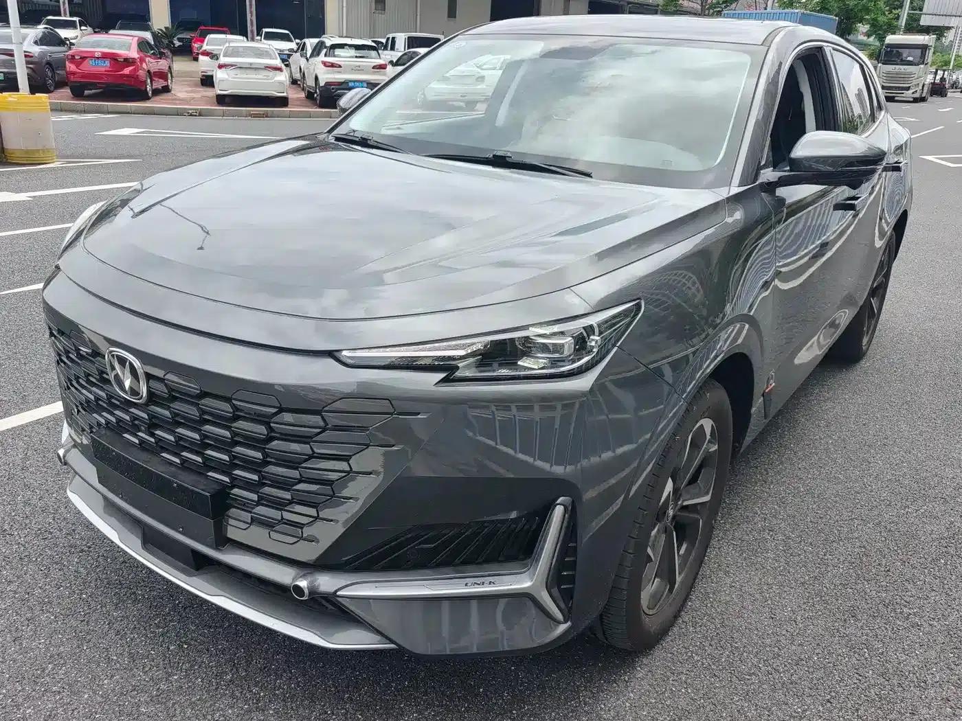 Changan UNI-K 2023 2.0T 2WD Yue Shang Edition — миниатюра 1