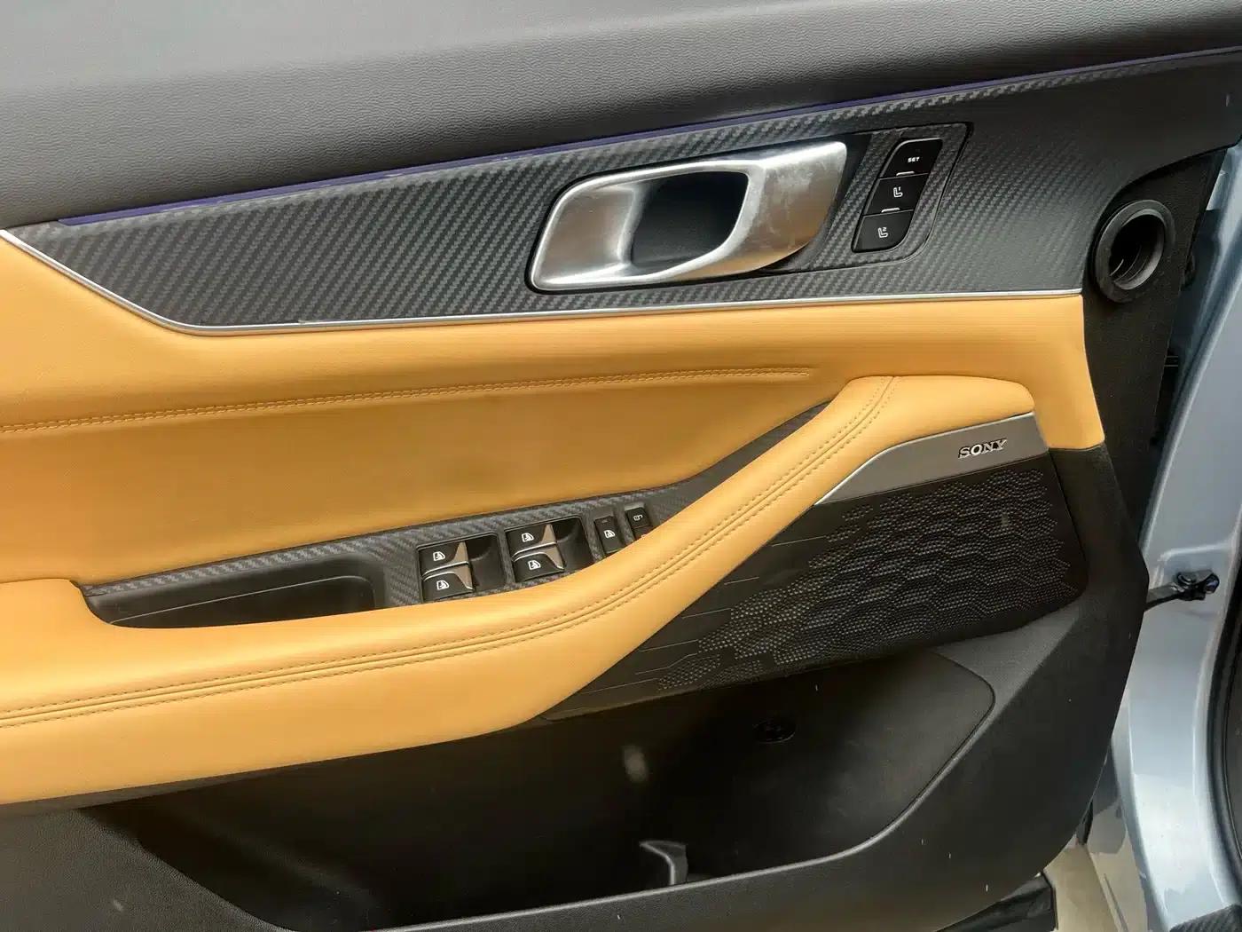 Changan UNI-K 2021 2.0T All-Wheel Drive Premium Edition — миниатюра 11