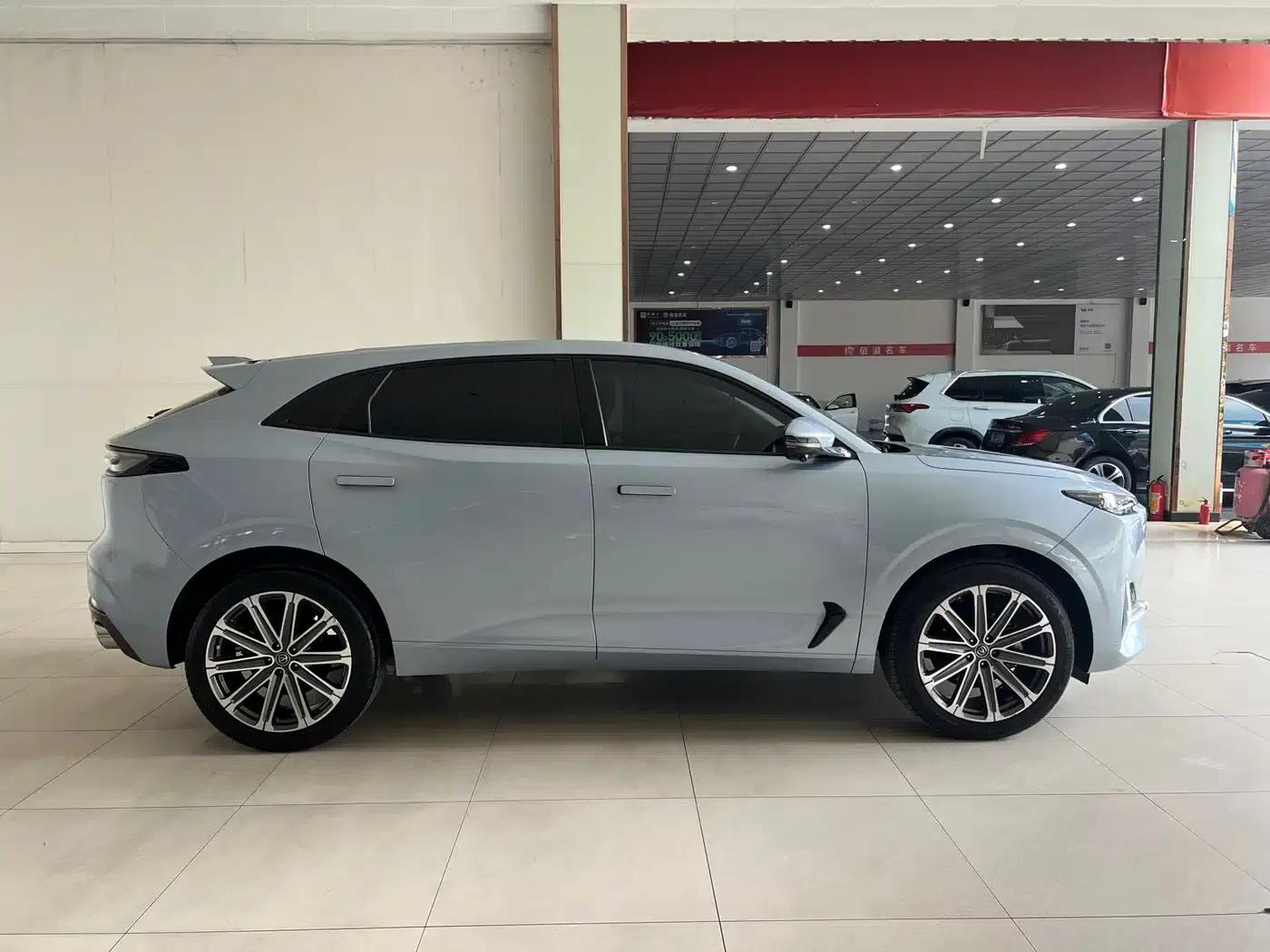 Changan UNI-K 2021 2.0T All-Wheel Drive Premium Edition — миниатюра 13