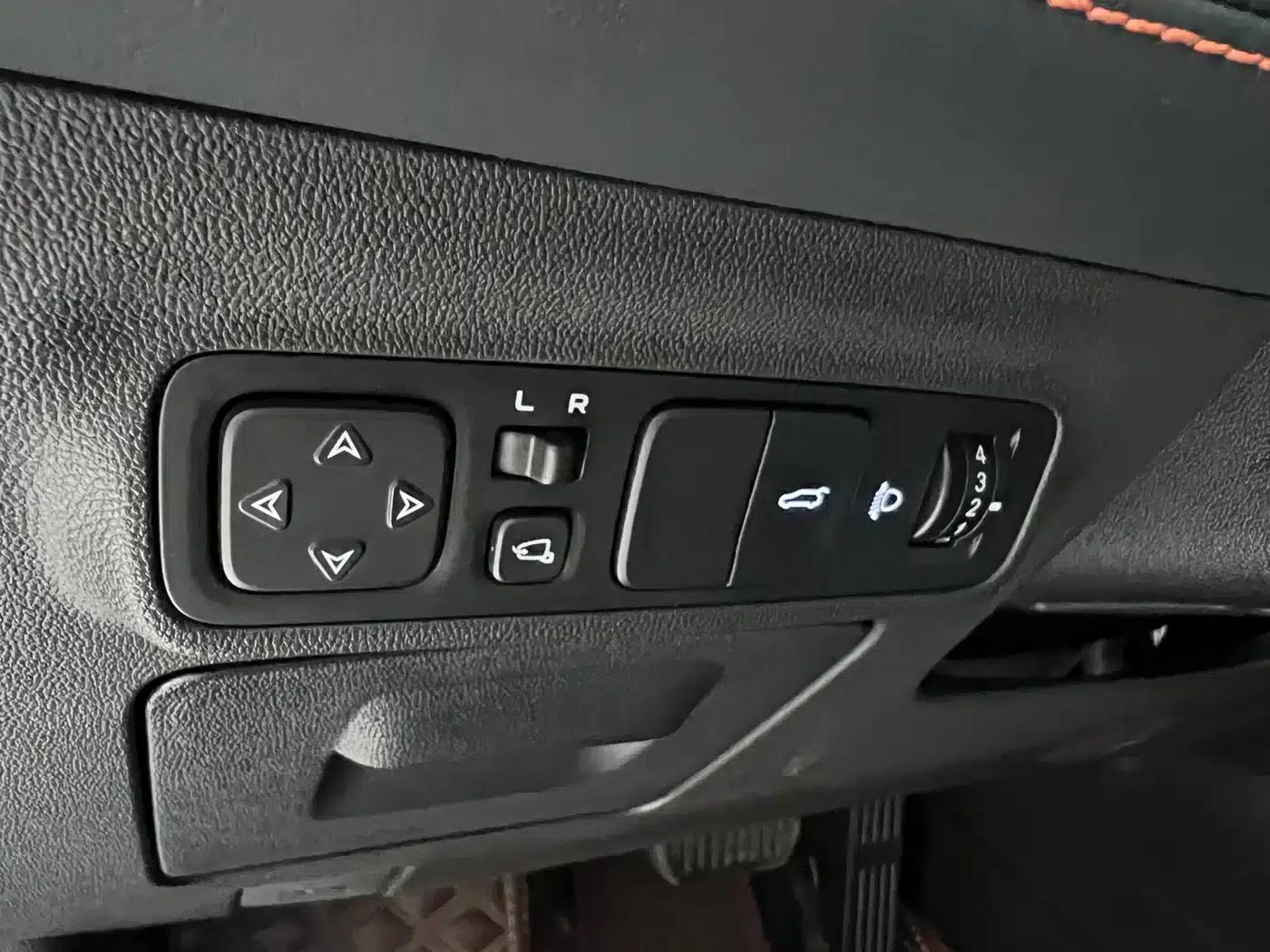 Changan UNI-K 2021 2.0T All-Wheel Drive Premium Edition — миниатюра 16