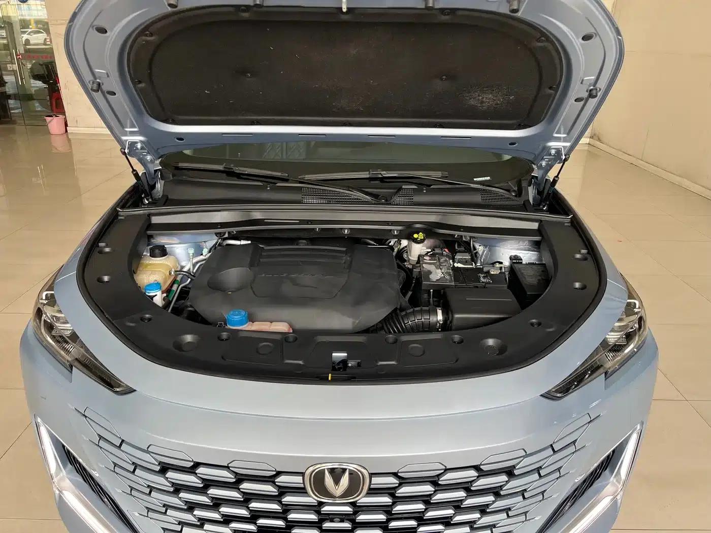 Changan UNI-K 2021 2.0T All-Wheel Drive Premium Edition — миниатюра 19
