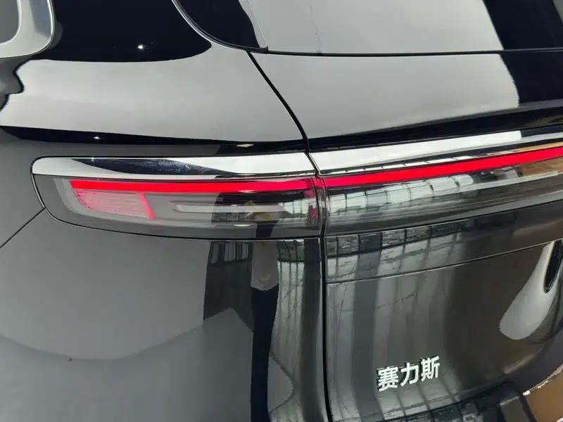 Wenjie M7 2026 Extended Range Max 5-Seat 4WD (192-line LiDAR) — миниатюра 13