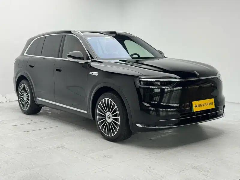 Wenjie M7 2026 Extended Range Max 5-Seat 4WD (192-line LiDAR) — миниатюра 3
