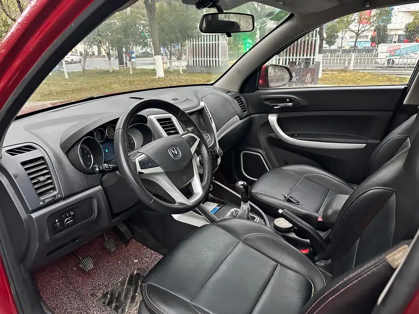 Changan CS35 2015 1.6L Manual Comfort Model (National IV Emission Standard) — миниатюра 13