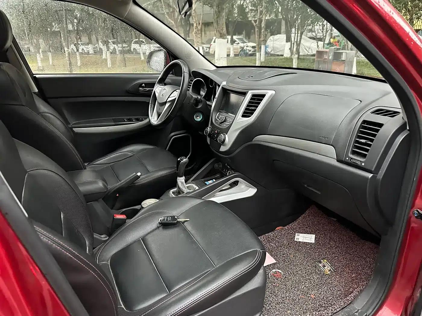 Changan CS35 2015 1.6L Manual Comfort Model (National IV Emission Standard) — миниатюра 16