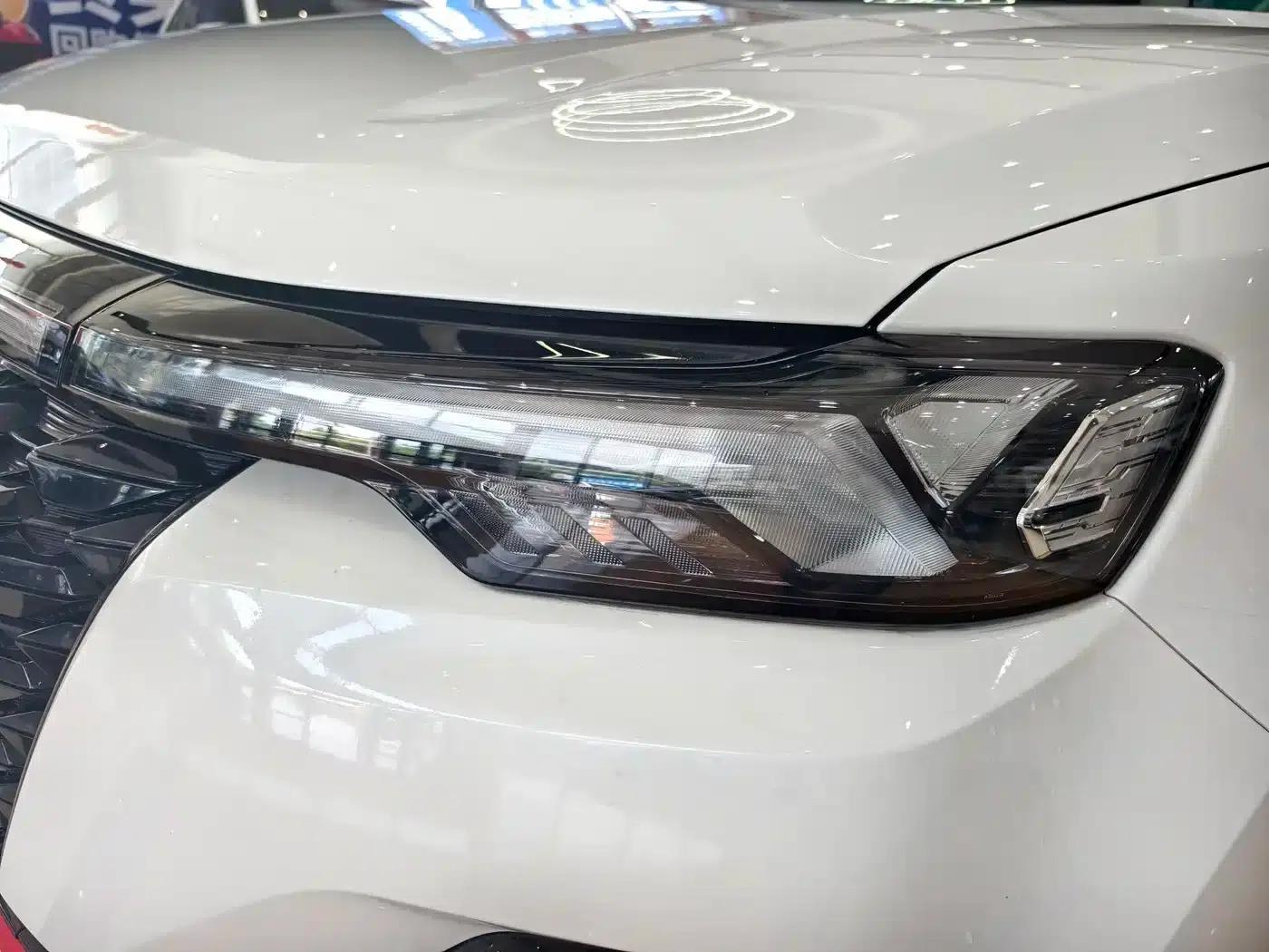 Changan CS35PLUS 2022 Blue Whale NE 1.4T DCT Premium Edition — миниатюра 4