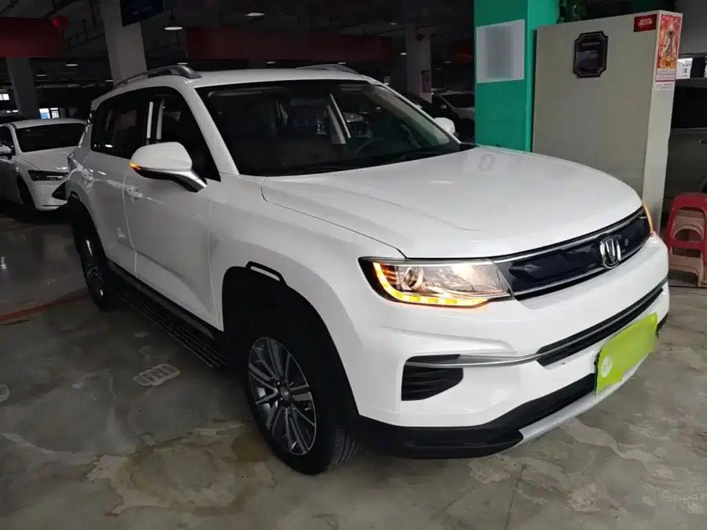 Changan CS35PLUS 2019 1.6L Manual Connected Edition — миниатюра 4