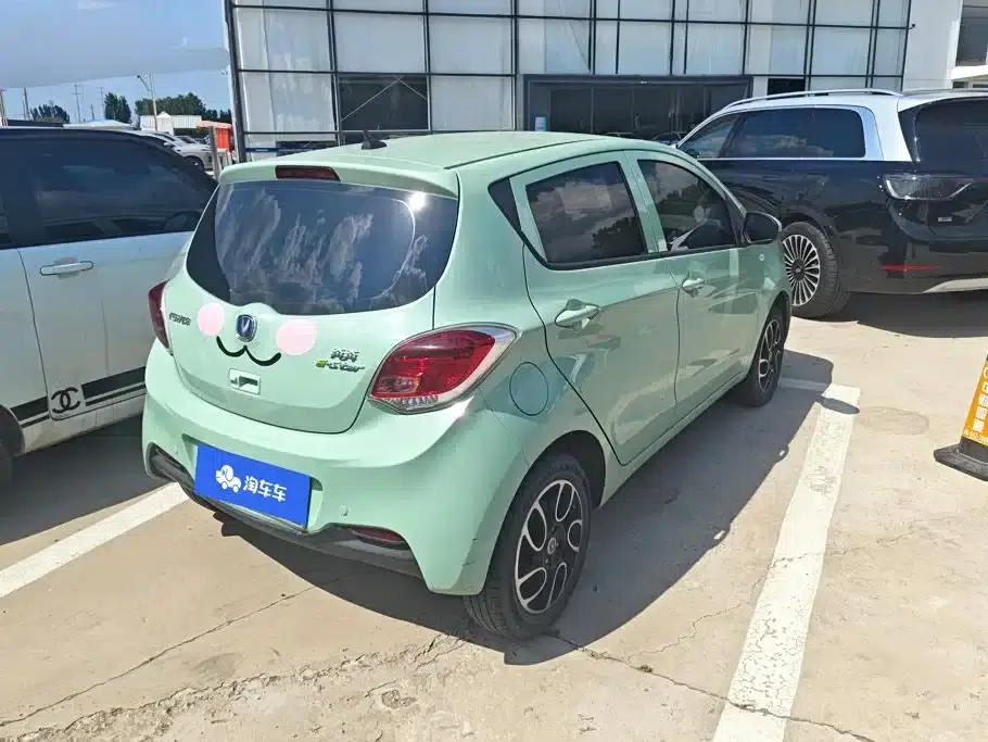 Changan Benben E-Star 2021 National Edition, Colorful Version, Lithium Iron Phosphate (31.18kWh) — миниатюра 3