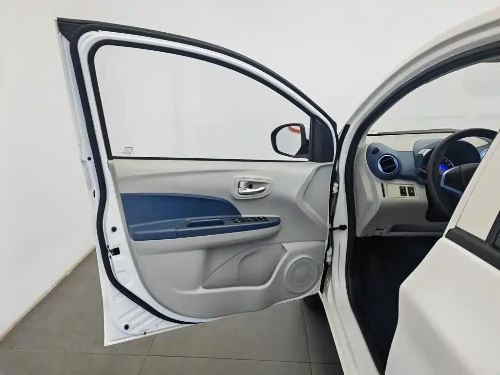 Changan Benben E-Star 2021 National Edition, Colorful Version, Lithium Iron Phosphate (31.86kWh) — миниатюра 8