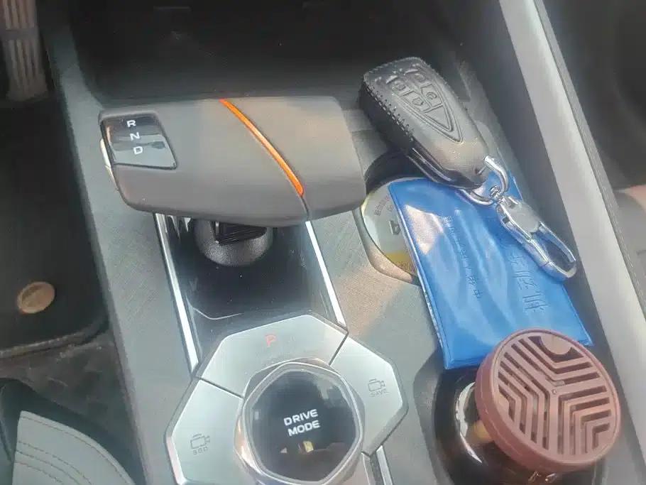 Changan UNI-V Smart Electric iDD 2024 Model Blue Whale Smart Electric iDD 136km Premium Edition — миниатюра 16
