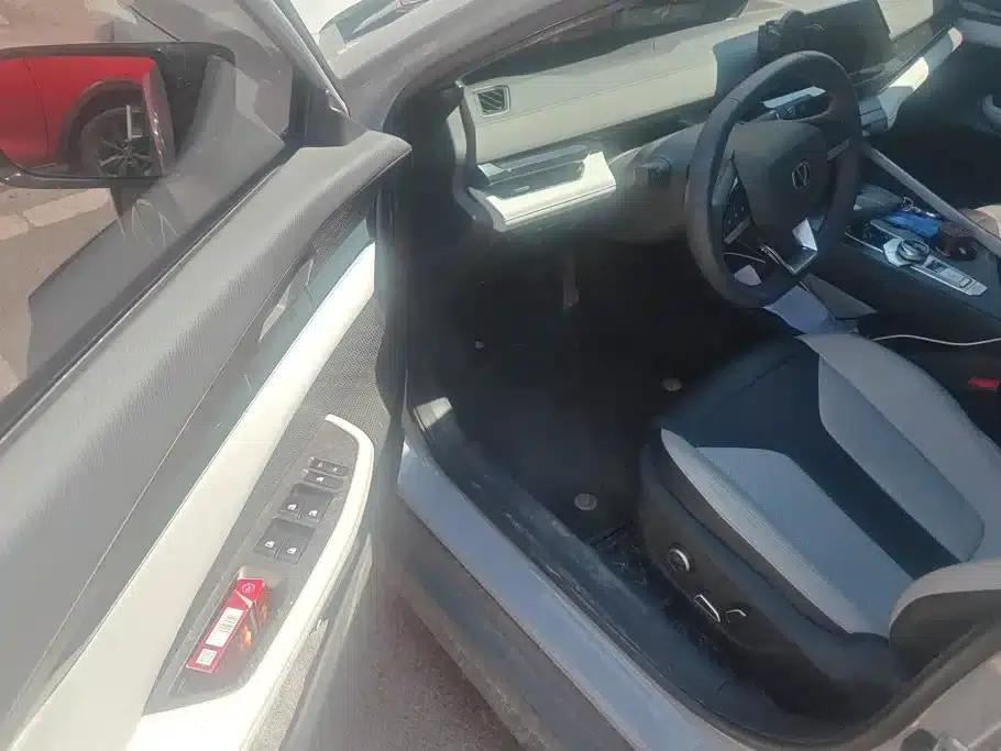 Changan UNI-V Smart Electric iDD 2024 Model Blue Whale Smart Electric iDD 136km Premium Edition — миниатюра 9