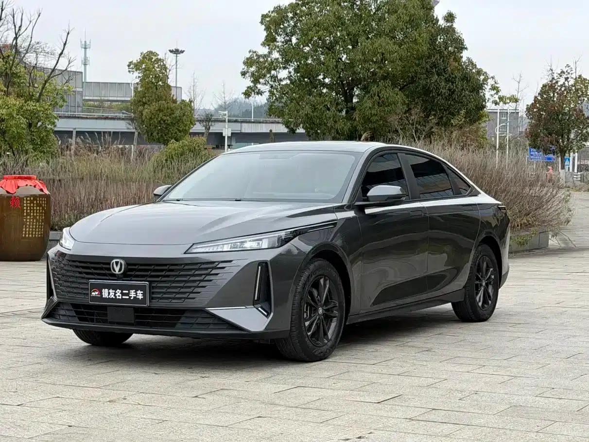Yida 2023 Blue Whale NE 1.5T GDI DCT Premium Edition — миниатюра 1