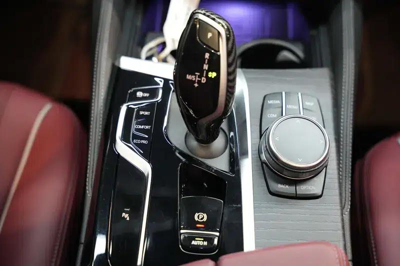 BMW 5 Series 2022 Facelift 530Li Leading Model M Sport Package — миниатюра 18