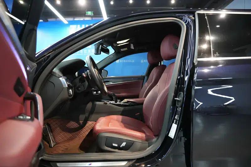 BMW 5 Series 2022 Facelift 530Li Leading Model M Sport Package — миниатюра 22