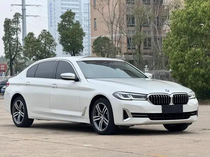 BMW 5 Series 2022 Facelift 530Li Leading Luxury Package — миниатюра 3