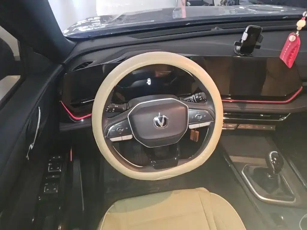 Changan X5 PLUS 2026 Model, Second Generation, 1.5L MT Luxury Edition — миниатюра 17