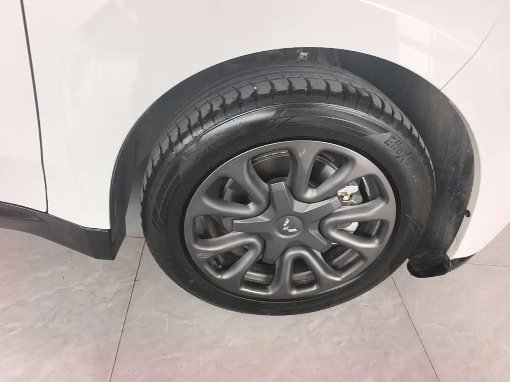 Wuling Xingguang 2025 70km Smart Standard Version — миниатюра 11