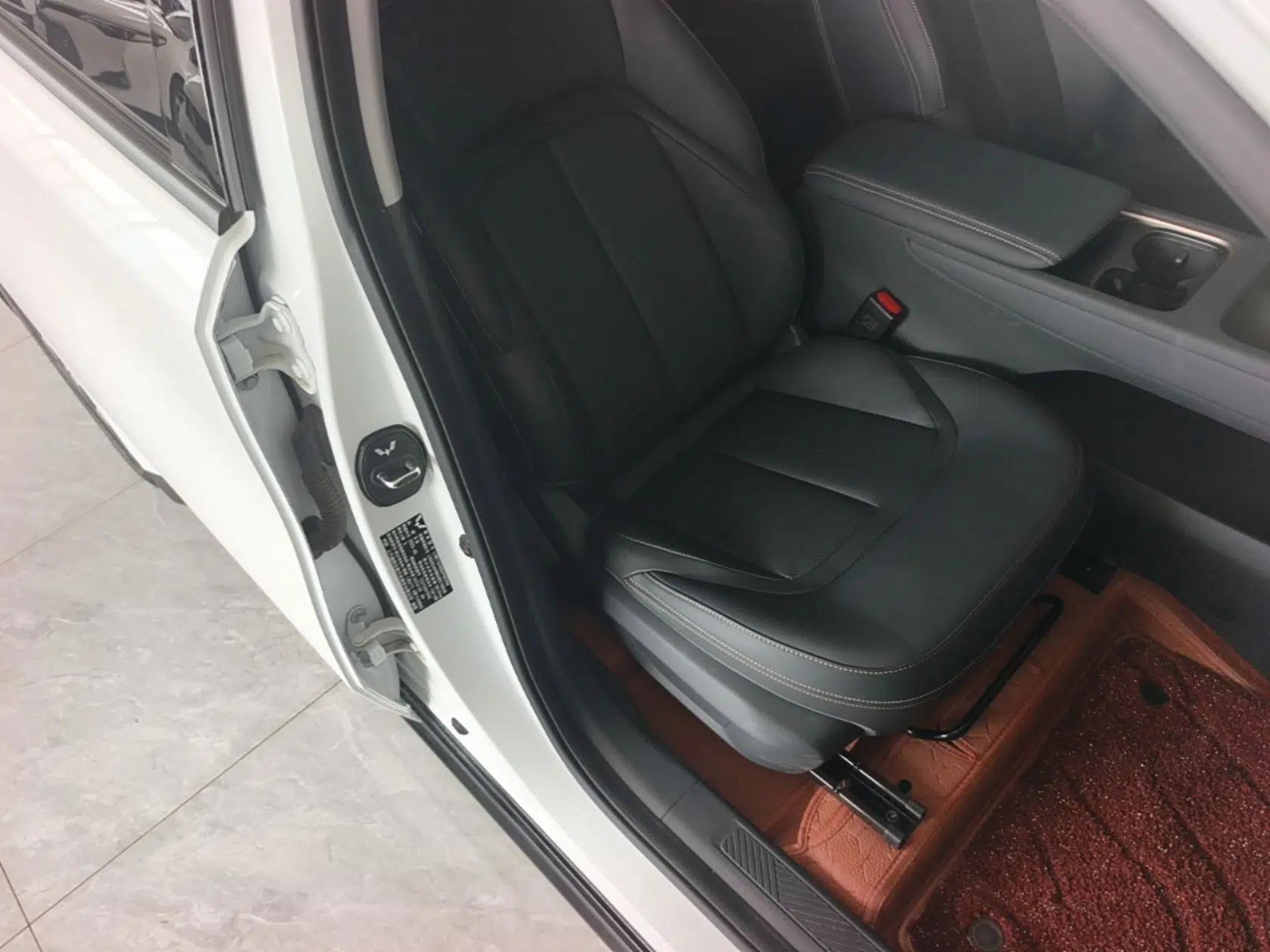 Wuling Xingguang 2025 70km Smart Standard Version — миниатюра 19