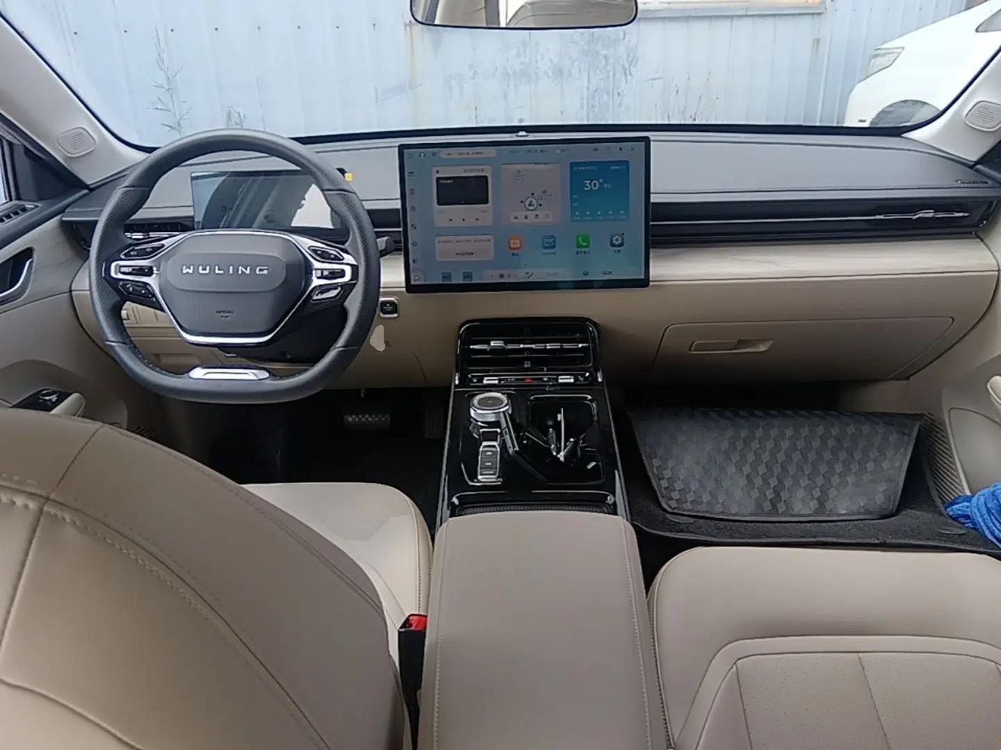 Wuling Xingguang 2024 Co-Creation Edition 510 Advanced Model — миниатюра 12