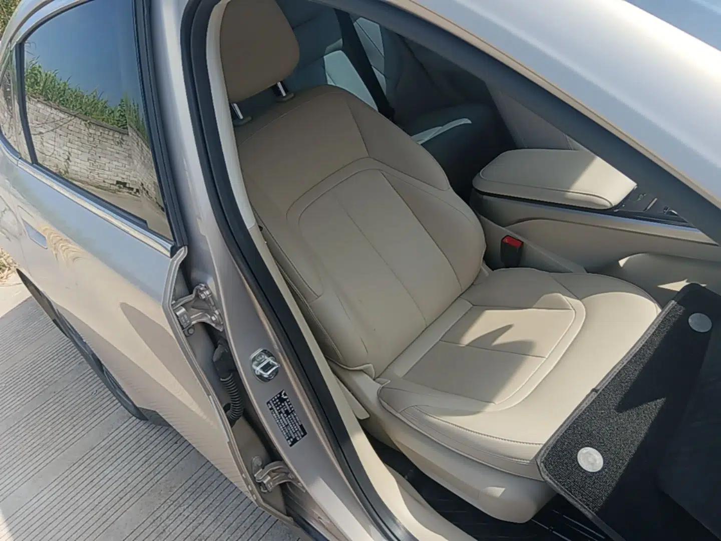 Wuling Xingguang 2024 Co-Creation Edition 510 Advanced Model — миниатюра 19