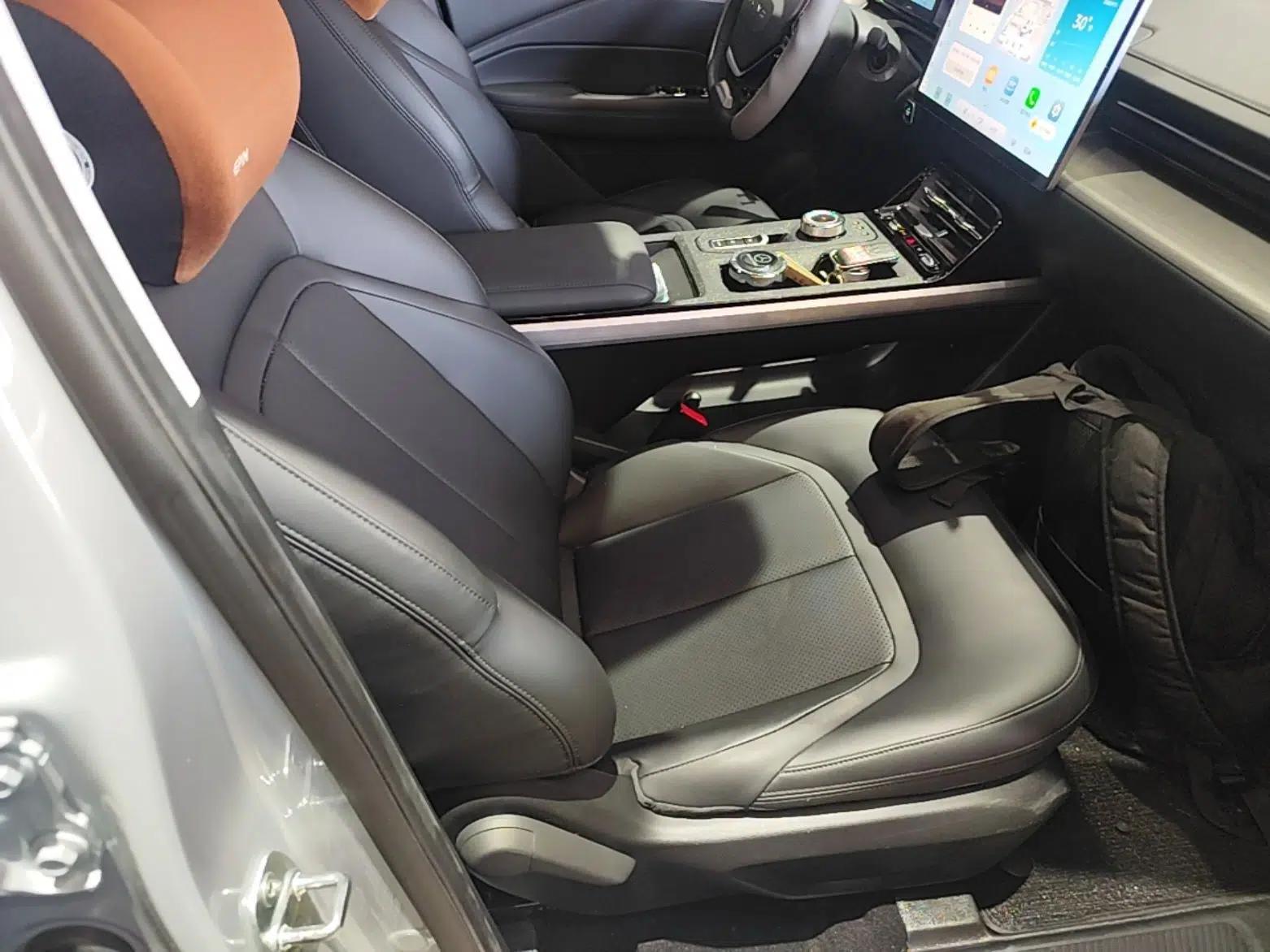 Wuling Xingguang 2024 Co-Creation Edition 510 Advanced Model — миниатюра 19